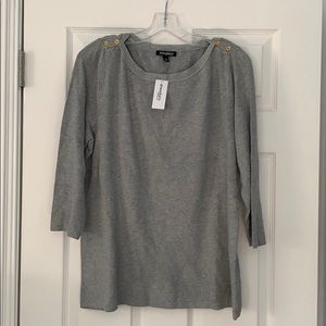 Light grey soft 3/4 sleeve sweater